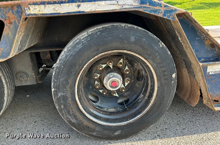 image for item EK3017 1998 Trail King HG Series lowboy equipment trailer