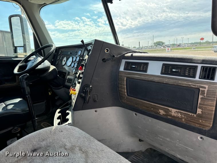 image for item LF9994 2013 Freightliner Coronado 122 semi truck