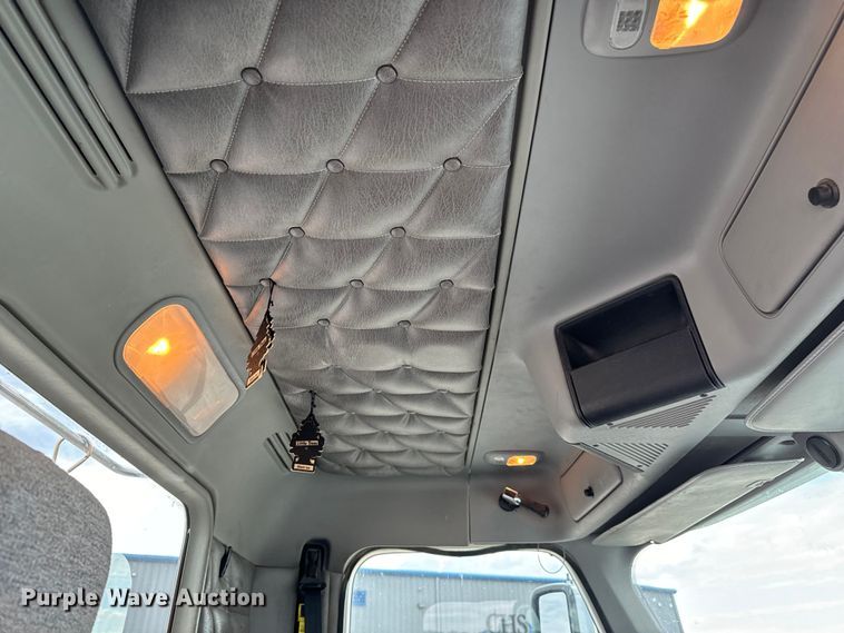 image for item LF9995 2013 Freightliner Coronado 122 semi truck