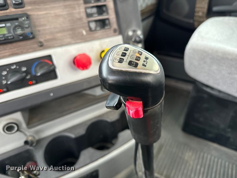 image for item LF9998 2015 Freightliner Coronado 122 semi truck