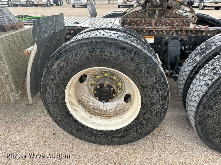 image for item LF9998 2015 Freightliner Coronado 122 semi truck