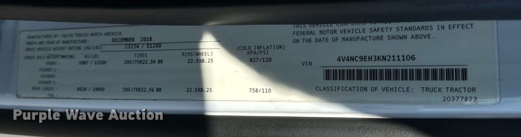 image for item MV9056 2019 Volvo VNL semi truck