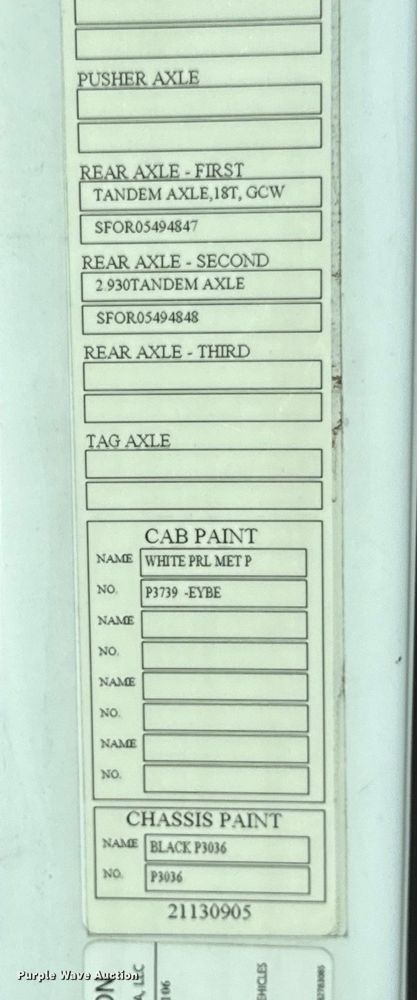 image for item MV9056 2019 Volvo VNL semi truck