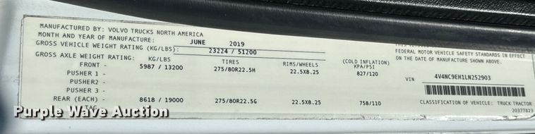 image for item MV9059 2020 Volvo VNL semi truck