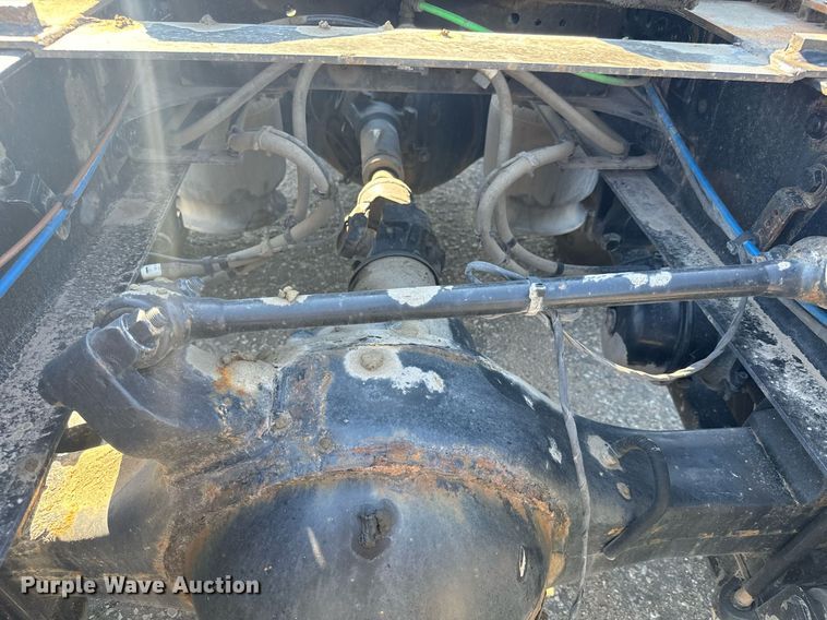 image for item MV9087 2019 Freightliner Cascadia semi truck