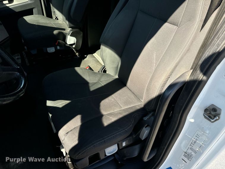 image for item MV9087 2019 Freightliner Cascadia semi truck