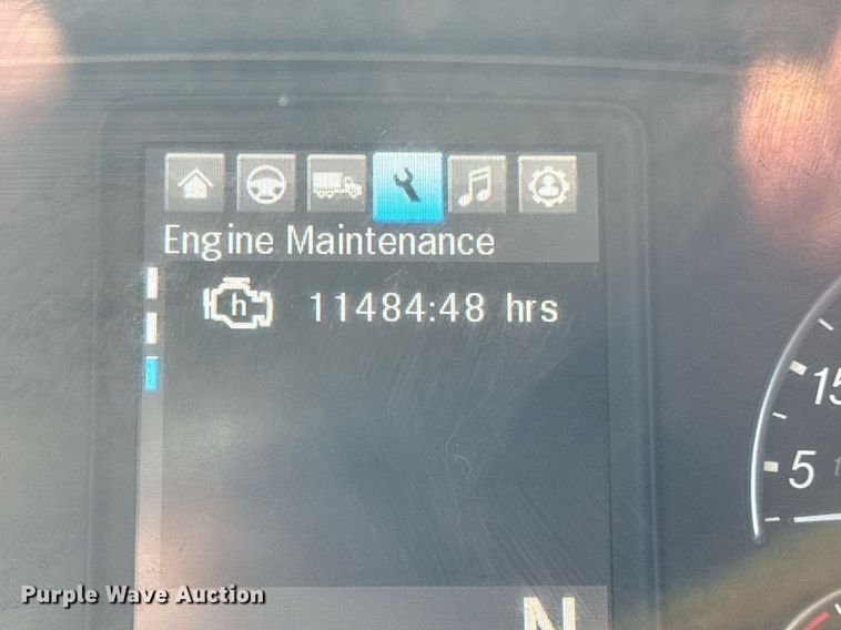 image for item MV9087 2019 Freightliner Cascadia semi truck