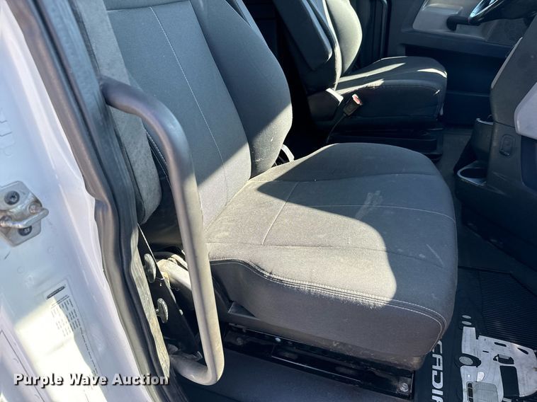 image for item MV9087 2019 Freightliner Cascadia semi truck