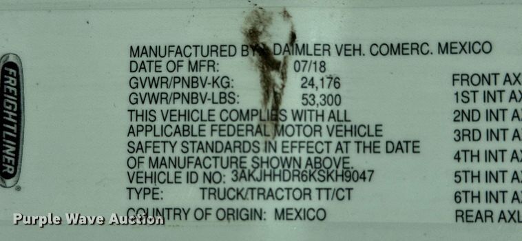 image for item MV9087 2019 Freightliner Cascadia semi truck