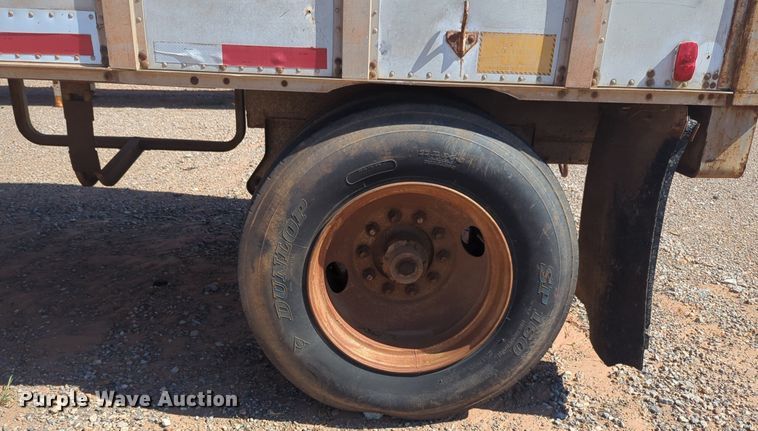 image for item NW9741 1972 Trail mobile dry van trailer