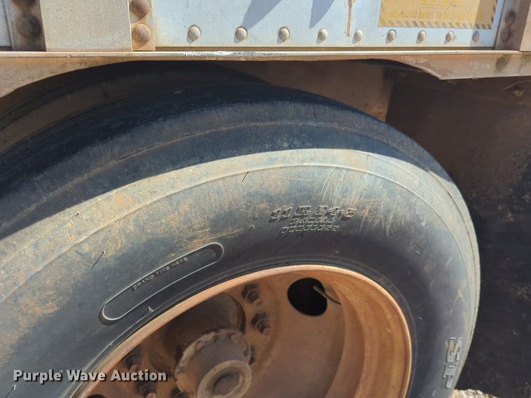 image for item NW9741 1972 Trail mobile dry van trailer