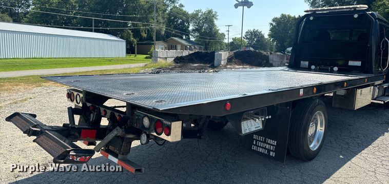 image for item OF9904 2019 Freightliner  Business Class M2 rollback truck