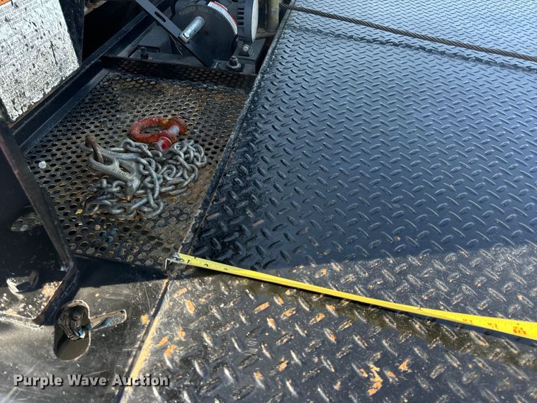 image for item OF9904 2019 Freightliner  Business Class M2 rollback truck