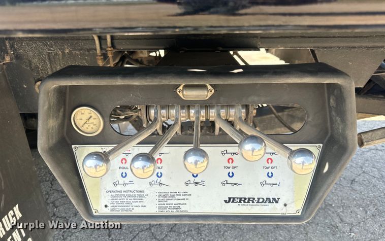 image for item OF9904 2019 Freightliner  Business Class M2 rollback truck