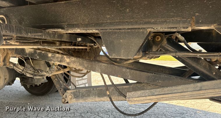 image for item OF9904 2019 Freightliner  Business Class M2 rollback truck