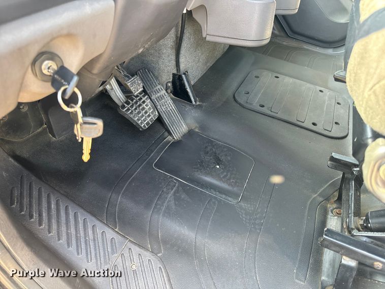 image for item OF9904 2019 Freightliner  Business Class M2 rollback truck