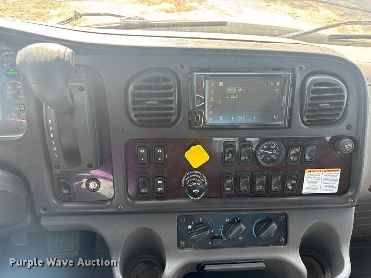 image for item OF9904 2019 Freightliner  Business Class M2 rollback truck