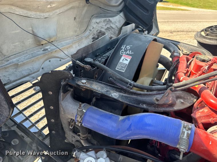 image for item OF9904 2019 Freightliner  Business Class M2 rollback truck