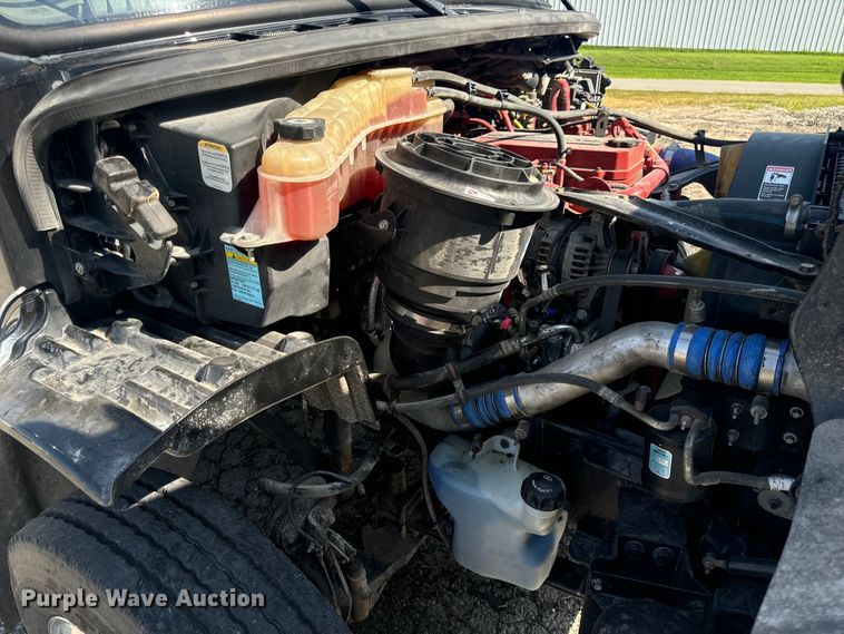 image for item OF9904 2019 Freightliner  Business Class M2 rollback truck