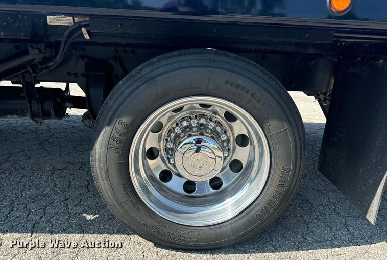 image for item OF9904 2019 Freightliner  Business Class M2 rollback truck