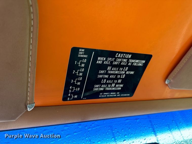 image for item OF9955 1993 Chevrolet  Kodiak C5500 dump flatbed truck