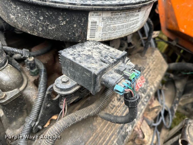 image for item OF9955 1993 Chevrolet  Kodiak C5500 dump flatbed truck