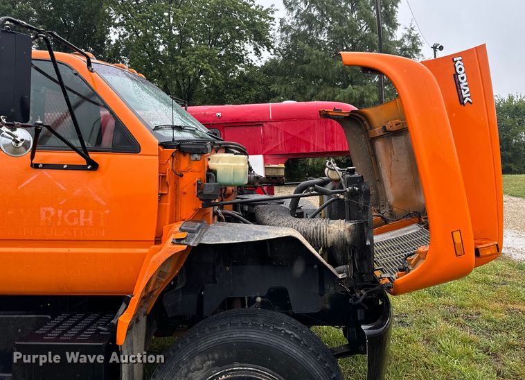 image for item OF9955 1993 Chevrolet  Kodiak C5500 dump flatbed truck