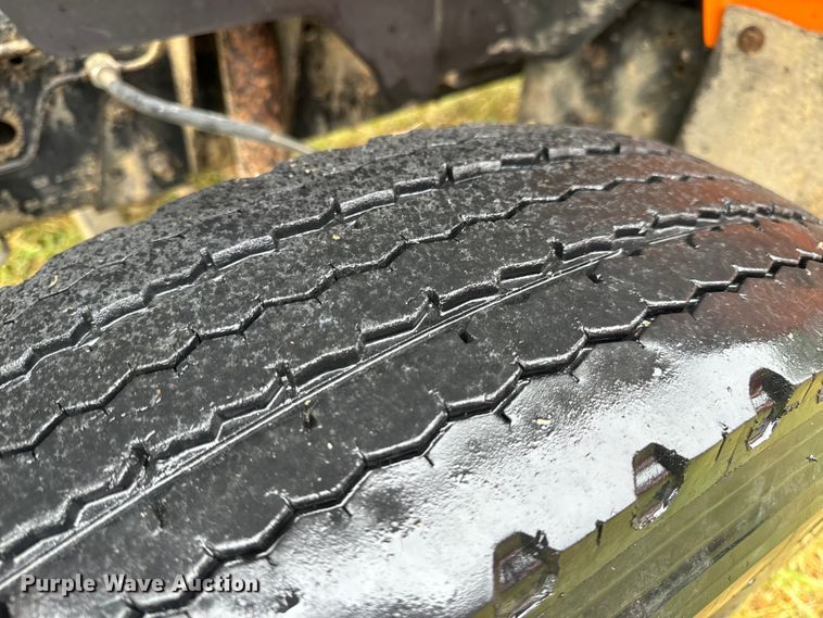 image for item OF9955 1993 Chevrolet  Kodiak C5500 dump flatbed truck