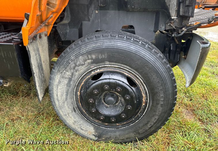 image for item OF9955 1993 Chevrolet  Kodiak C5500 dump flatbed truck