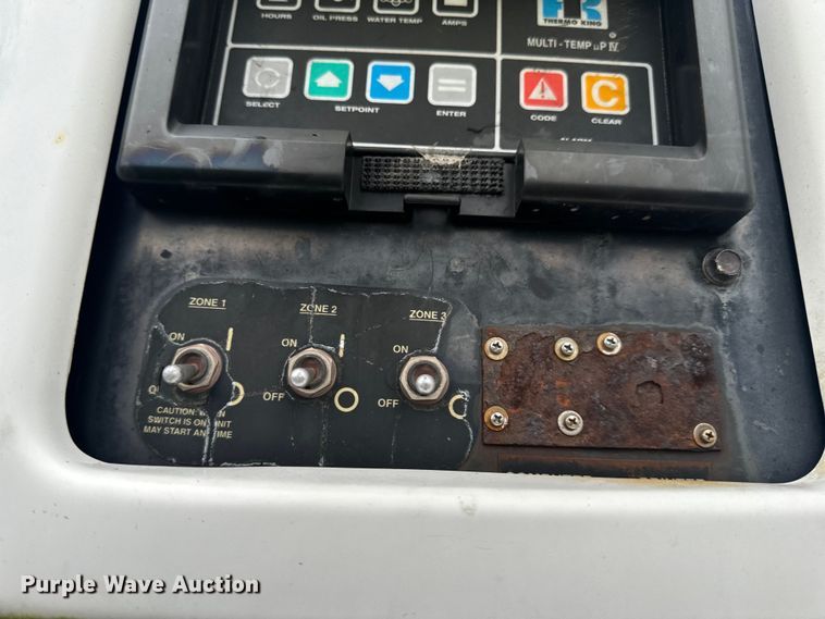 image for item OF9962 2007 Utility Trailer VS2RA refrigerated van trailer