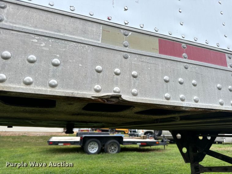 image for item OF9962 2007 Utility Trailer VS2RA refrigerated van trailer