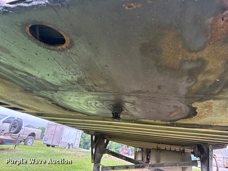 image for item OF9962 2007 Utility Trailer VS2RA refrigerated van trailer