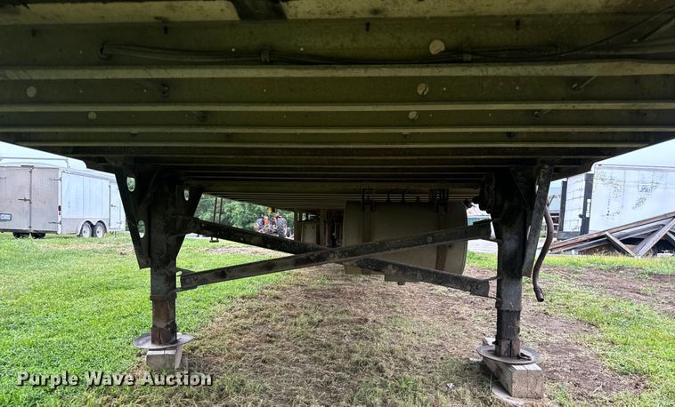 image for item OF9962 2007 Utility Trailer VS2RA refrigerated van trailer