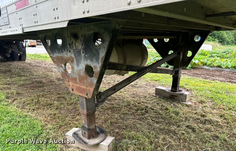 image for item OF9962 2007 Utility Trailer VS2RA refrigerated van trailer