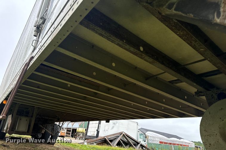 image for item OF9962 2007 Utility Trailer VS2RA refrigerated van trailer