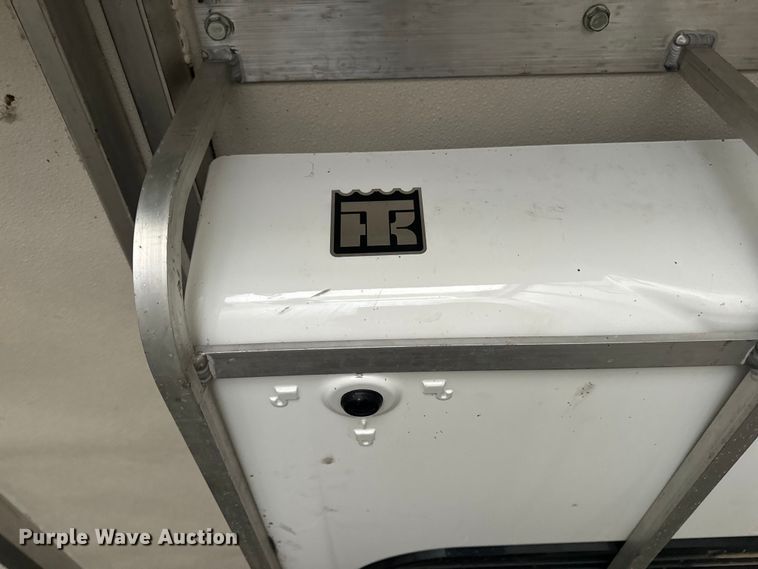 image for item OF9962 2007 Utility Trailer VS2RA refrigerated van trailer