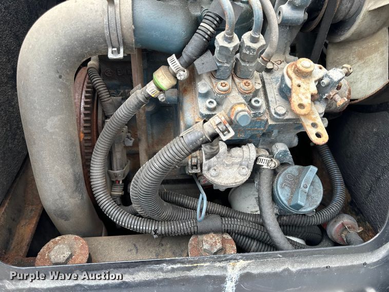 image for item OF9968 2014 Kenworth T660 semi truck