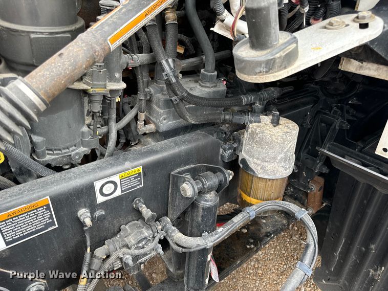 image for item OF9968 2014 Kenworth T660 semi truck