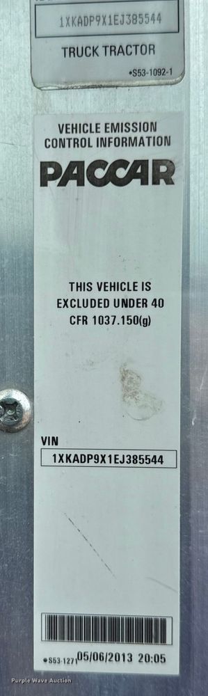 image for item OF9968 2014 Kenworth T660 semi truck