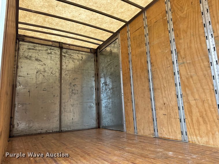 image for item OF9969 2013 Kenworth T660 box truck