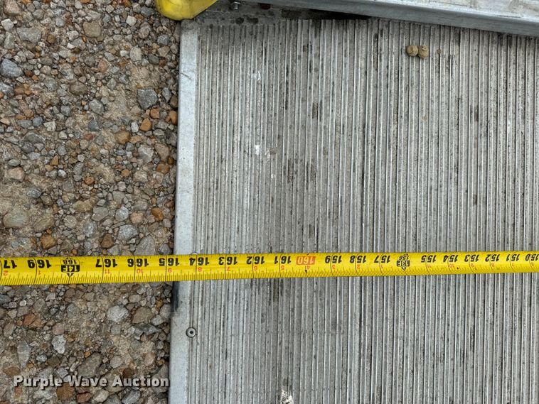 image for item OF9969 2013 Kenworth T660 box truck