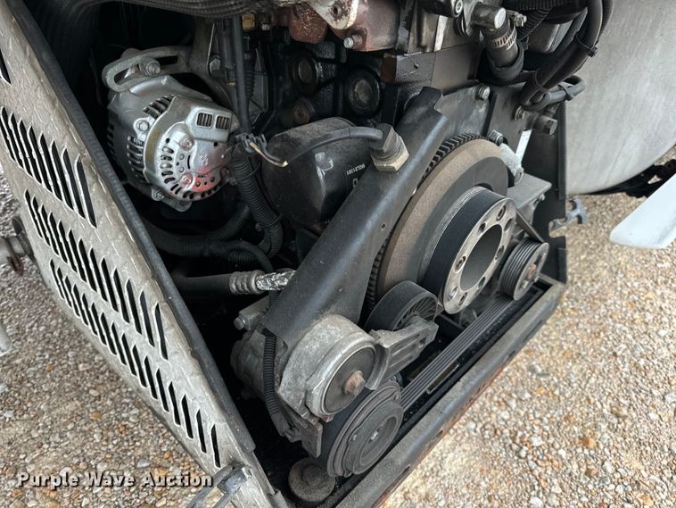 image for item OF9969 2013 Kenworth T660 box truck