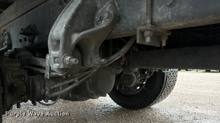 image for item OF9969 2013 Kenworth T660 box truck