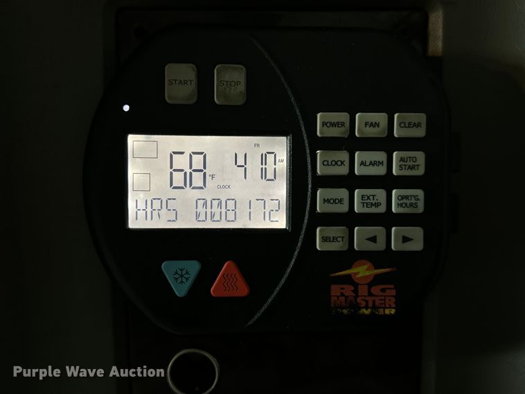 image for item OF9969 2013 Kenworth T660 box truck