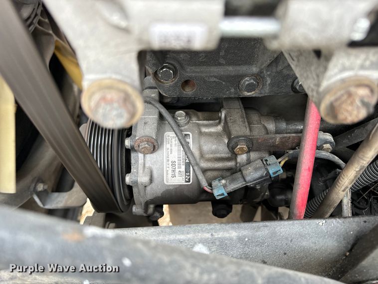 image for item OF9969 2013 Kenworth T660 box truck