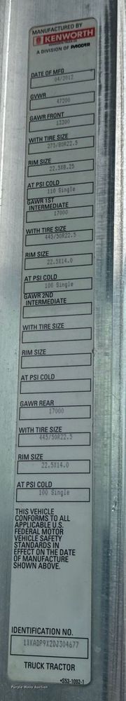 image for item OF9969 2013 Kenworth T660 box truck