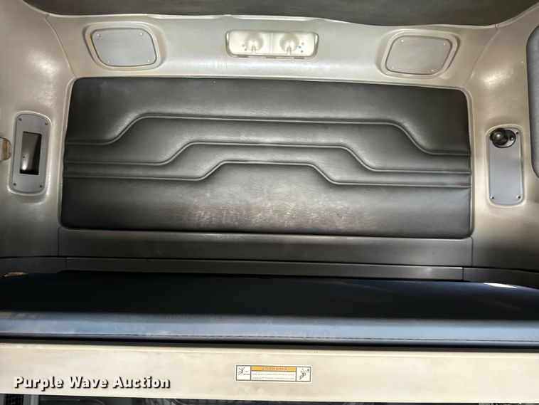 image for item OG9599 2007 Freightliner  Columbia  semi truck