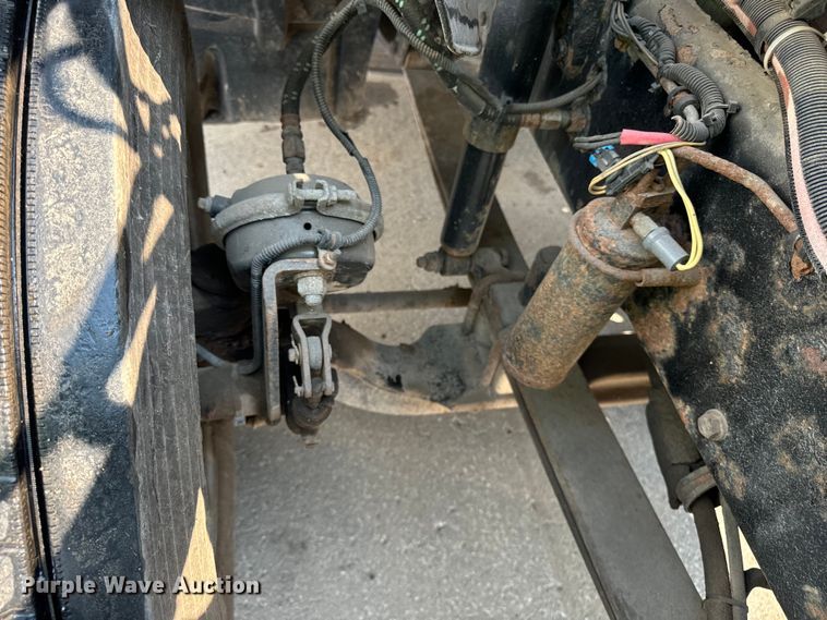 image for item OG9599 2007 Freightliner  Columbia  semi truck