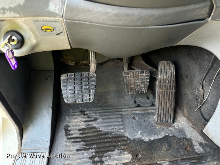 image for item OG9600 2005 Freightliner  Columbia semi truck