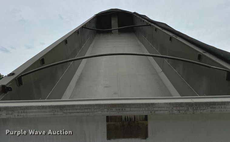 image for item OG9624 1986 CMC end dump trailer